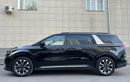 KIA Carnival, 2021 год, 3 650 000 рублей, 3 фотография