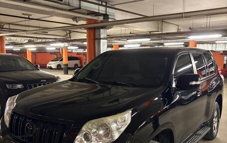 Toyota Land Cruiser Prado 150 рестайлинг 2, 2009 год, 2 300 000 рублей, 2 фотография