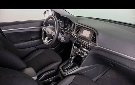 Hyundai Elantra VI рестайлинг, 2020 год, 1 690 000 рублей, 12 фотография