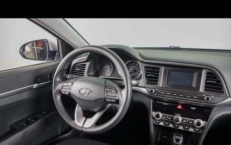 Hyundai Elantra VI рестайлинг, 2020 год, 1 690 000 рублей, 13 фотография