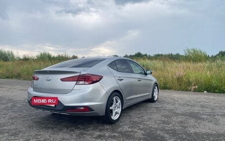 Hyundai Elantra VI рестайлинг, 2020 год, 1 690 000 рублей, 7 фотография