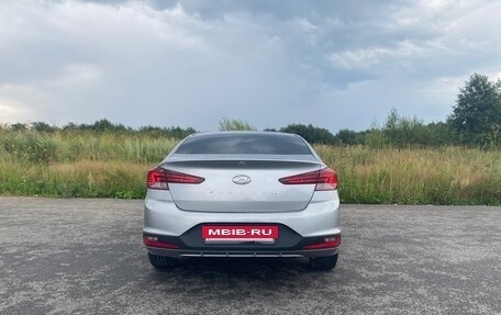 Hyundai Elantra VI рестайлинг, 2020 год, 1 690 000 рублей, 8 фотография
