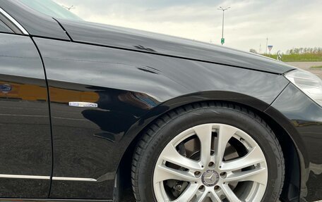Mercedes-Benz E-Класс, 2011 год, 15 фотография