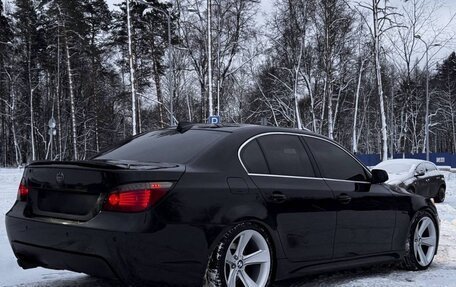 BMW 5 серия, 2005 год, 990 000 рублей, 9 фотография