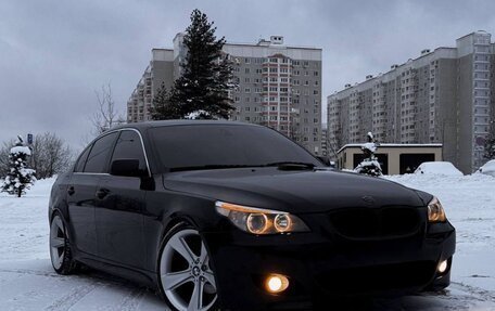 BMW 5 серия, 2005 год, 990 000 рублей, 8 фотография