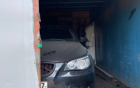 BMW 5 серия, 2005 год, 990 000 рублей, 6 фотография