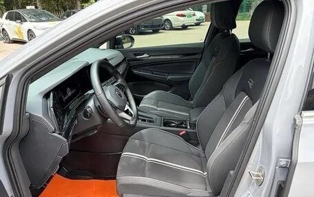 Volkswagen Golf VIII, 2023 год, 2 190 000 рублей, 6 фотография