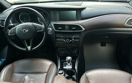 Infiniti Q30, 2017 год, 2 050 000 рублей, 8 фотография