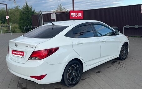 Hyundai Solaris II рестайлинг, 2015 год, 650 000 рублей, 2 фотография