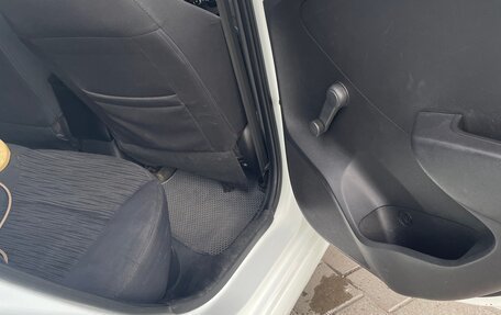 Hyundai Solaris II рестайлинг, 2015 год, 650 000 рублей, 4 фотография