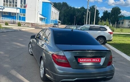 Mercedes-Benz C-Класс, 2011 год, 1 100 000 рублей, 4 фотография