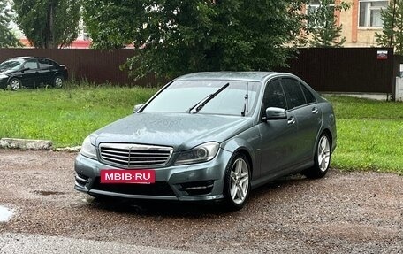 Mercedes-Benz C-Класс, 2011 год, 1 100 000 рублей, 3 фотография