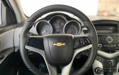 Chevrolet Cruze II, 2011 год, 599 000 рублей, 10 фотография