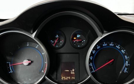 Chevrolet Cruze II, 2011 год, 599 000 рублей, 12 фотография