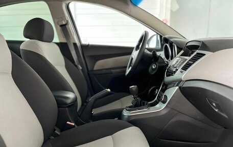 Chevrolet Cruze II, 2011 год, 599 000 рублей, 15 фотография