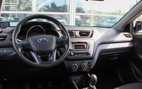 KIA Rio III рестайлинг, 2013 год, 750 000 рублей, 11 фотография