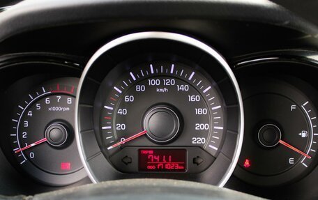 KIA Rio III рестайлинг, 2013 год, 750 000 рублей, 13 фотография