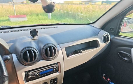 Renault Sandero I, 2011 год, 300 000 рублей, 9 фотография