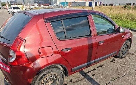 Renault Sandero I, 2011 год, 300 000 рублей, 4 фотография