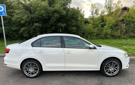 Volkswagen Jetta VI, 2016 год, 1 100 000 рублей, 3 фотография