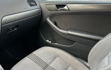 Volkswagen Jetta VI, 2016 год, 1 100 000 рублей, 12 фотография
