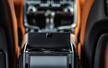 Lexus LX, 2023 год, 15 000 000 рублей, 22 фотография