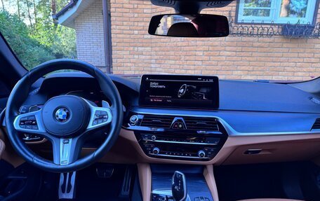 BMW 5 серия, 2021 год, 6 600 000 рублей, 29 фотография