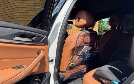 BMW 5 серия, 2021 год, 6 600 000 рублей, 26 фотография