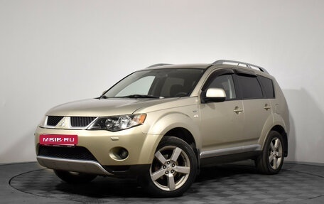 Mitsubishi Outlander III рестайлинг 3, 2008 год, 920 000 рублей, 2 фотография