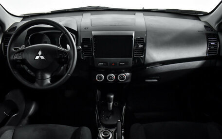 Mitsubishi Outlander III рестайлинг 3, 2008 год, 920 000 рублей, 15 фотография