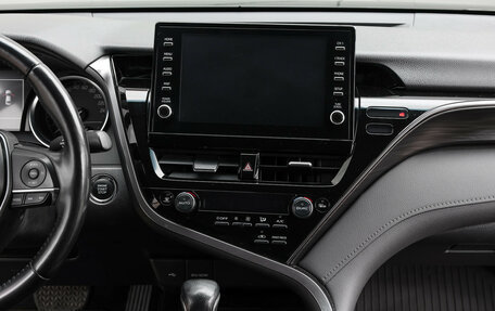 Toyota Camry, 2021 год, 3 099 000 рублей, 17 фотография