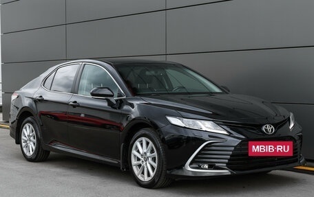 Toyota Camry, 2021 год, 3 099 000 рублей, 4 фотография