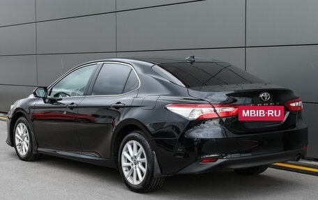 Toyota Camry, 2021 год, 3 099 000 рублей, 10 фотография