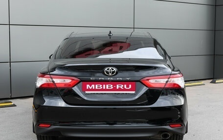 Toyota Camry, 2021 год, 3 099 000 рублей, 9 фотография
