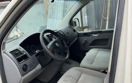 Volkswagen Transporter T5 рестайлинг, 2007 год, 650 000 рублей, 3 фотография