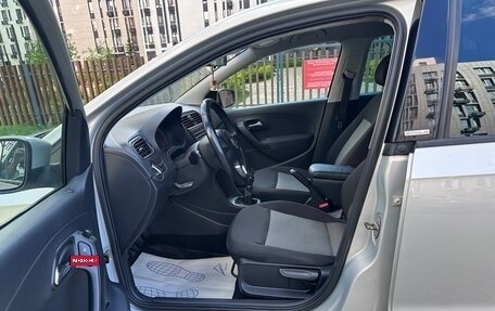 Volkswagen Polo VI (EU Market), 2014 год, 15 фотография