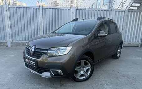 Renault Sandero II рестайлинг, 2020 год, 1 090 000 рублей, 1 фотография