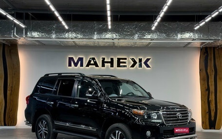 Toyota Land Cruiser 200, 2012 год, 3 100 000 рублей, 1 фотография