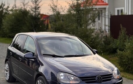 Volkswagen Golf V, 2005 год, 570 000 рублей, 2 фотография