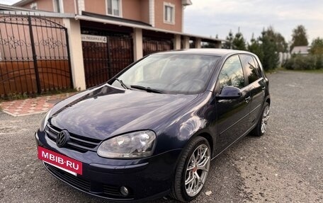 Volkswagen Golf V, 2005 год, 570 000 рублей, 24 фотография