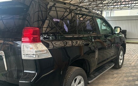 Toyota Land Cruiser Prado 150 рестайлинг 2, 2013 год, 3 150 000 рублей, 5 фотография