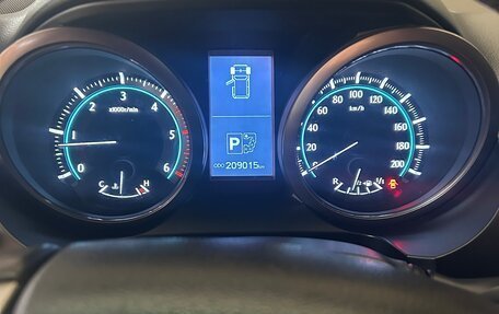 Toyota Land Cruiser Prado 150 рестайлинг 2, 2013 год, 3 150 000 рублей, 11 фотография