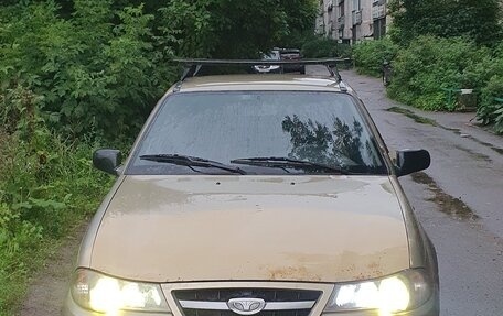 Daewoo Nexia I рестайлинг, 2011 год, 100 000 рублей, 2 фотография