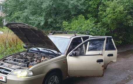 Daewoo Nexia I рестайлинг, 2011 год, 100 000 рублей, 24 фотография