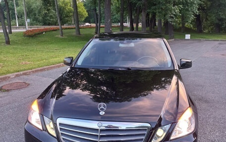 Mercedes-Benz E-Класс, 2012 год, 1 950 000 рублей, 6 фотография