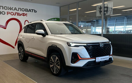 Changan CS35 Plus, 2024 год, 2 000 000 рублей, 4 фотография