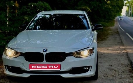 BMW 3 серия, 2012 год, 1 527 000 рублей, 3 фотография