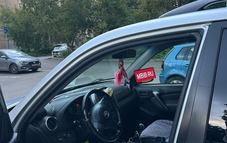 Toyota RAV4, 2004 год, 730 000 рублей, 8 фотография