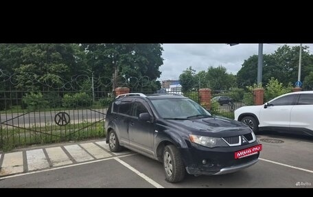 Mitsubishi Outlander III рестайлинг 3, 2007 год, 450 000 рублей, 3 фотография