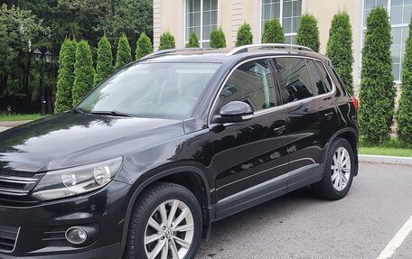 Volkswagen Tiguan I, 2011 год, 1 200 000 рублей, 2 фотография